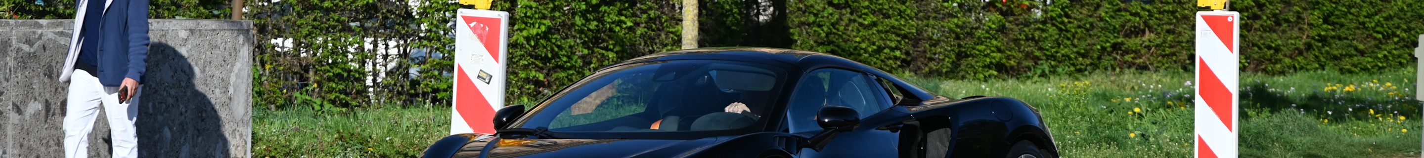 McLaren Artura Spider