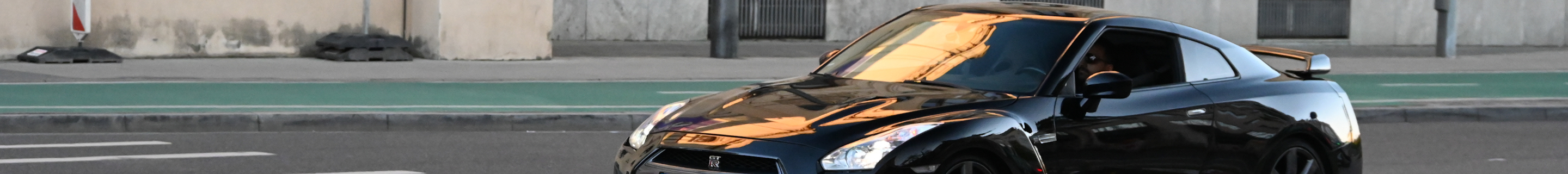 Nissan GT-R 2011