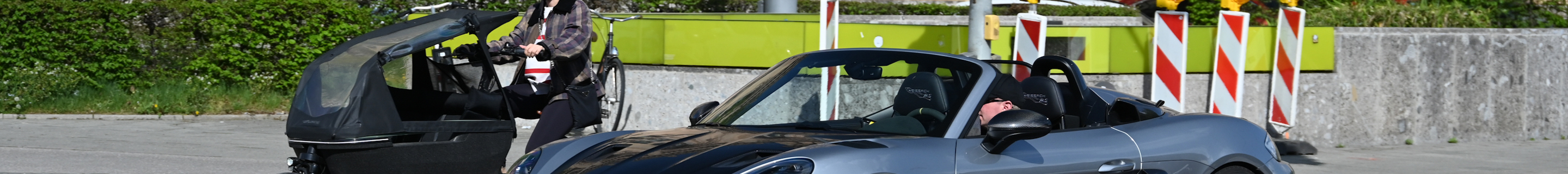 Porsche 718 Spyder RS Weissach Package