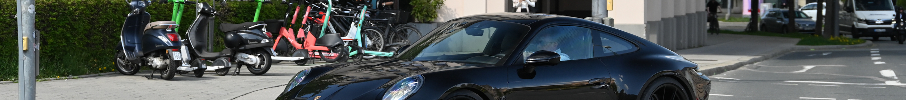 Porsche 992 GT3 Touring MkI