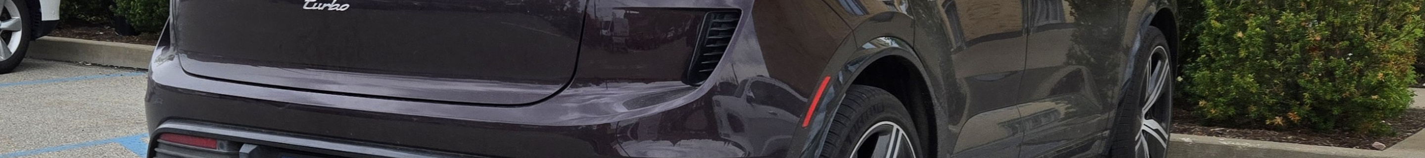 Porsche Macan EV Turbo