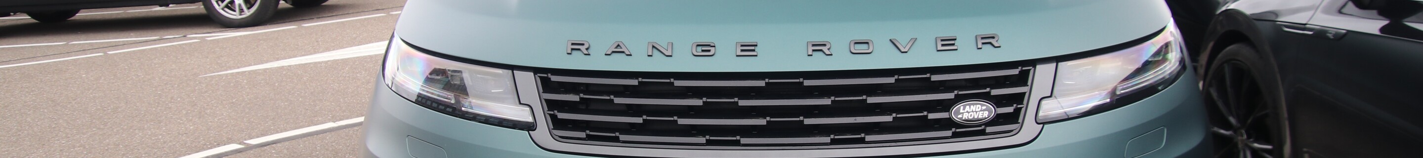 Range Rover Sport SV 2025 Celestial Collection