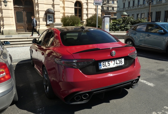 Alfa Romeo Giulia Quadrifoglio 2020