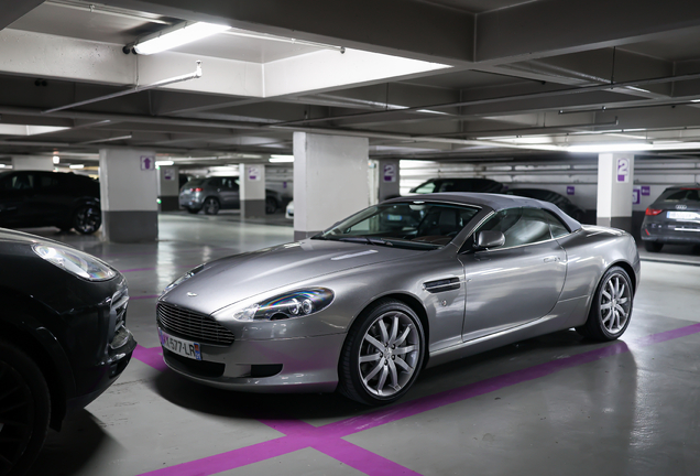 Aston Martin DB9 Volante