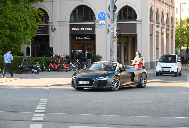 Audi R8 V10 Spyder 2016