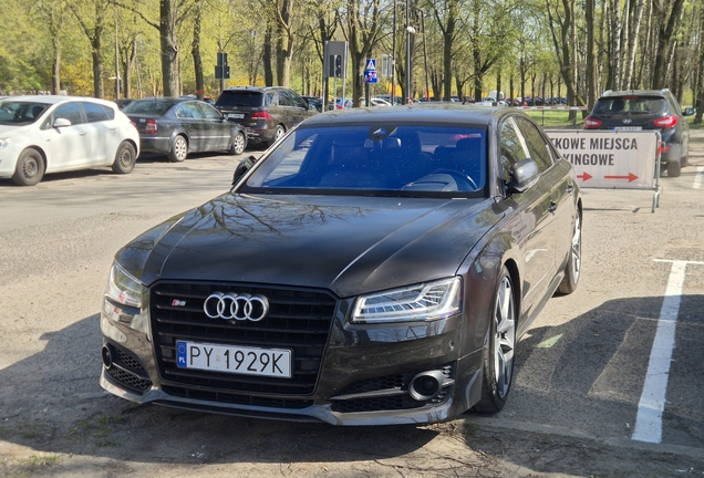 Audi S8 D4 Plus