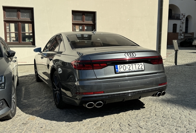 Audi S8 D5