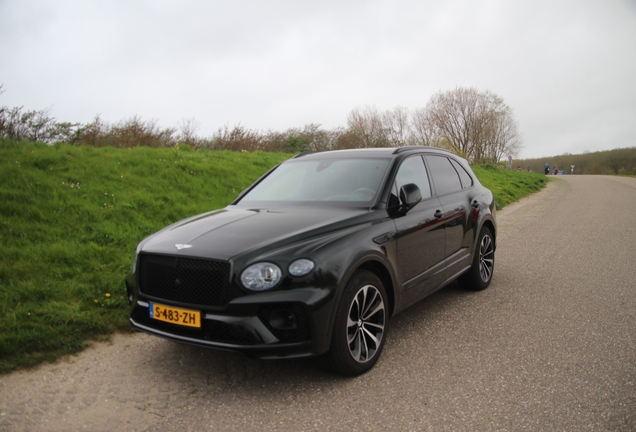 Bentley Bentayga Hybrid Azure