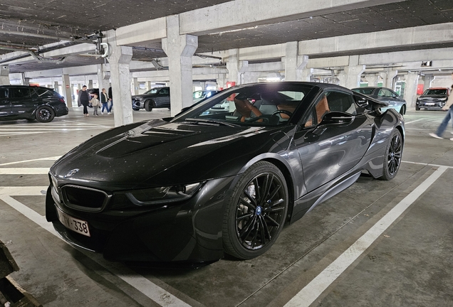 BMW i8 Roadster