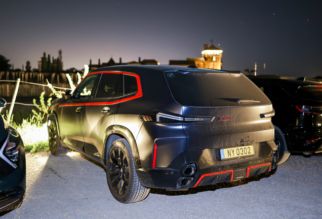 BMW XM G09 Label Red