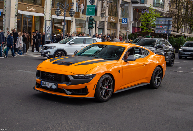 Ford Mustang Dark Horse 2024