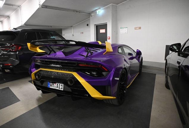 Lamborghini Huracán LP640-2 STO