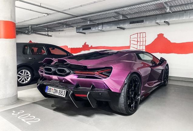 Lamborghini Revuelto