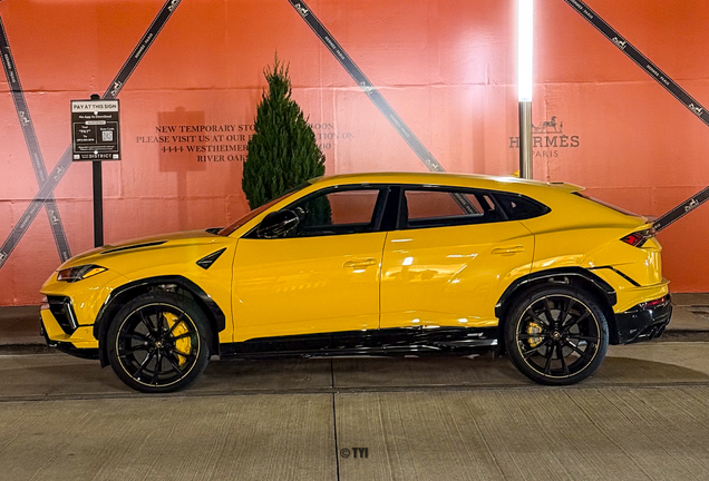 Lamborghini Urus S