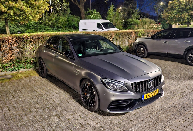 Mercedes-AMG C 63 S W205