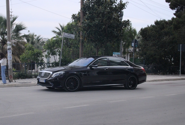 Mercedes-AMG S 63 V222