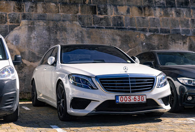 Mercedes-AMG S 63 V222