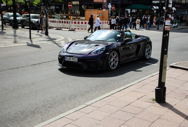 Porsche 718 Spyder RS Weissach Package