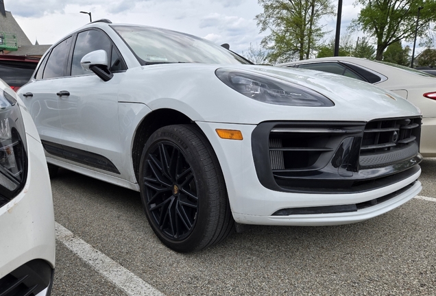 Porsche 95B Macan GTS MkIII