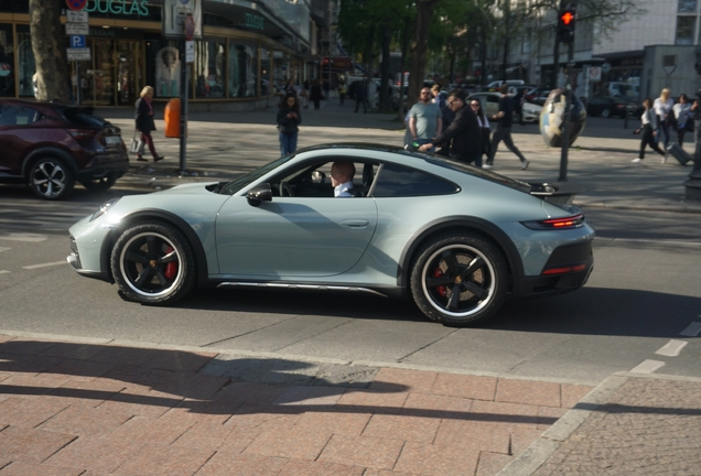 Porsche 992 Dakar