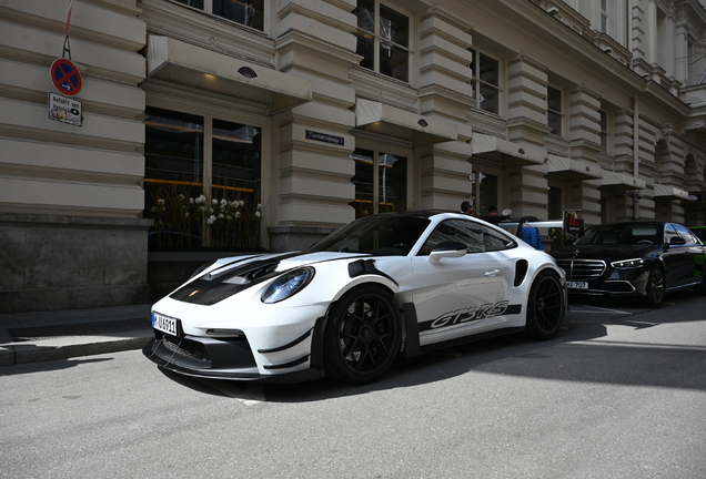 Porsche 992 GT3 RS MkI Weissach Package Manthey Racing