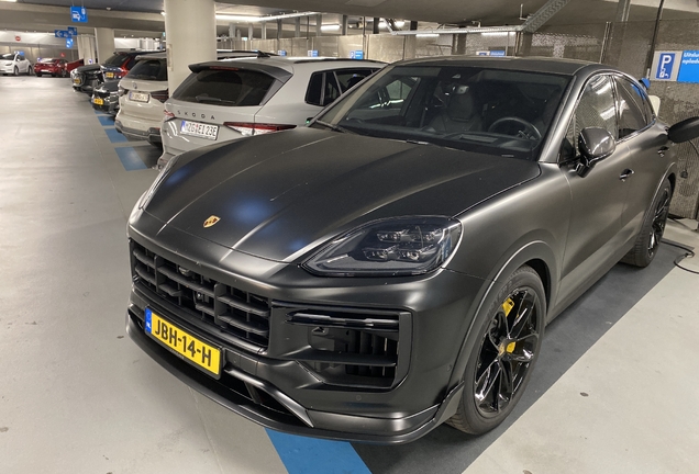 Porsche Cayenne Coupé Turbo E-Hybrid