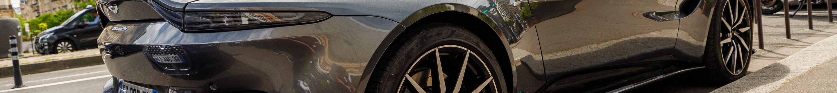 Aston Martin V8 Vantage 2018