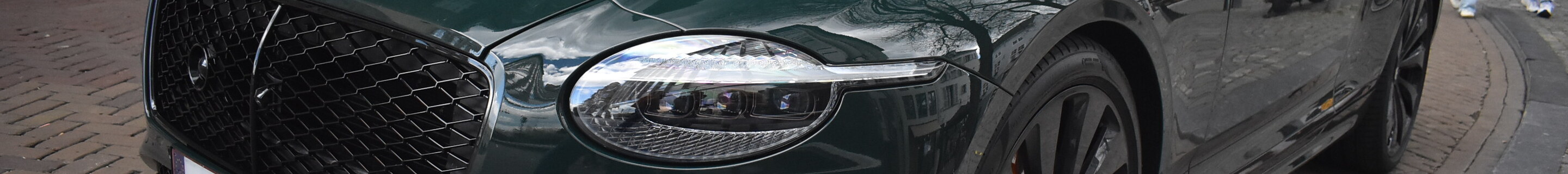 Bentley Continental GTC 2025