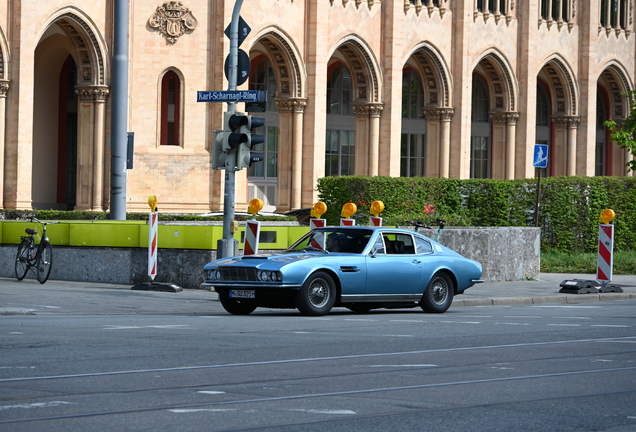 Aston Martin DBS Vantage