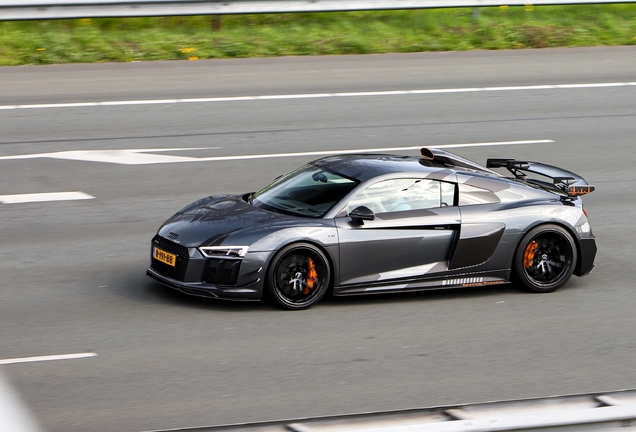 Audi R8 V10 Plus 2015