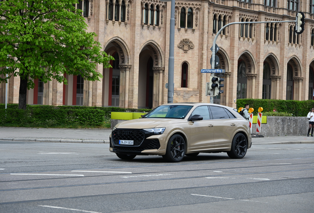 Audi RS Q8 2024