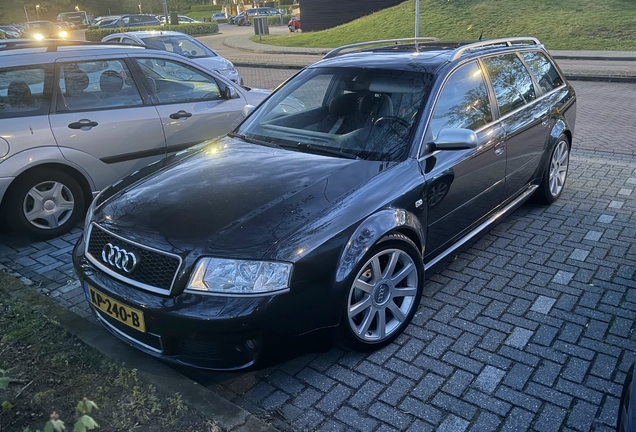 Audi RS6 Avant C5
