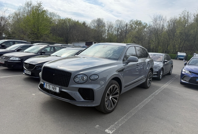 Bentley Bentayga Azure 2024