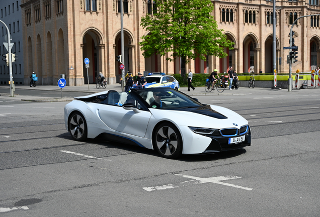BMW i8 Roadster