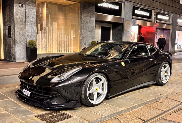 Ferrari F12berlinetta Novitec Rosso