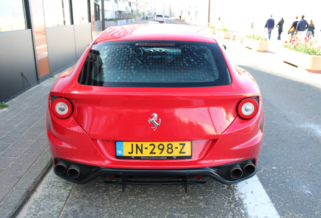 Ferrari FF