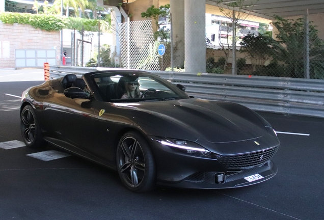 Ferrari Roma Spider