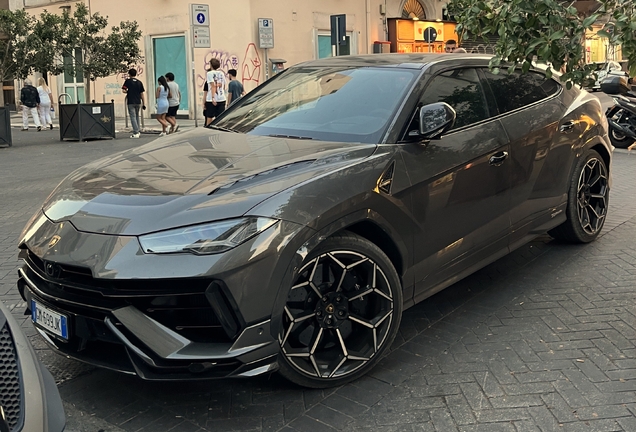Lamborghini Urus Performante