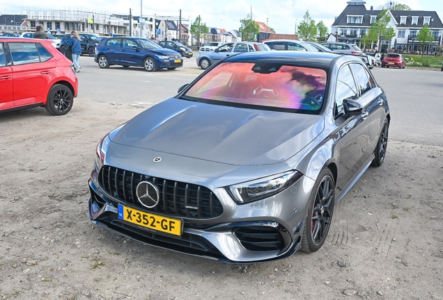 Mercedes-AMG A 45 S W177