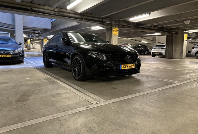 Mercedes-AMG E 63 S W213