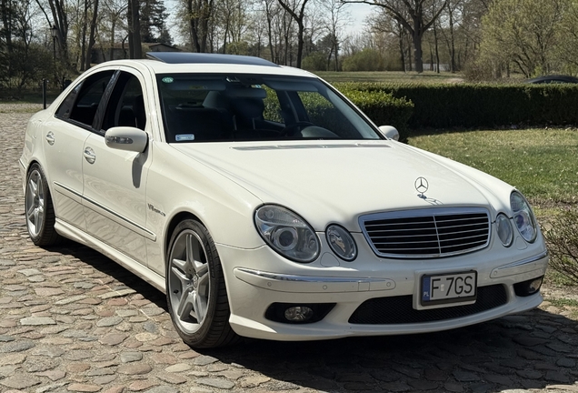 Mercedes-Benz E 55 AMG