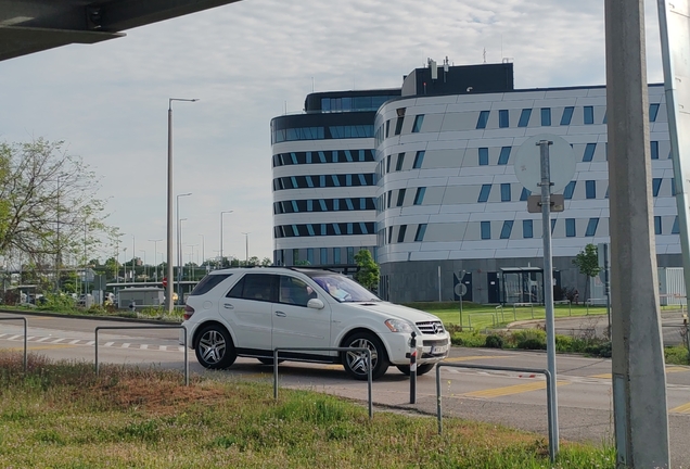 Mercedes-Benz ML 63 AMG W164