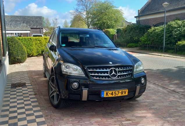 Mercedes-Benz ML 63 AMG W164