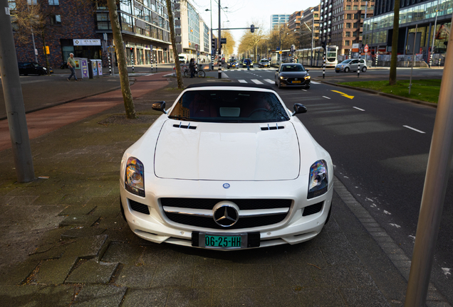 Mercedes-Benz SLS AMG Roadster