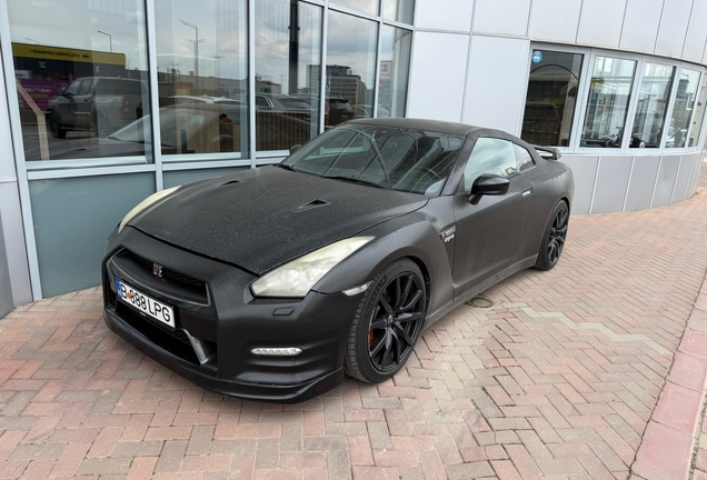 Nissan GT-R 2011