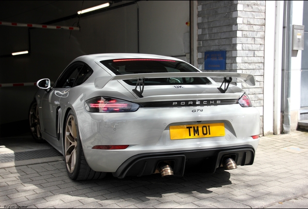 Porsche 718 Cayman GT4