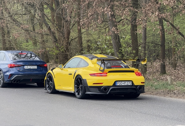 Porsche 991 GT2 RS Weissach Package