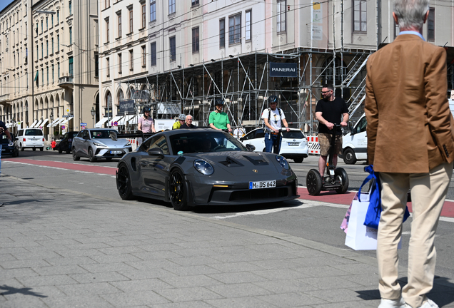 Porsche 992 GT3 RS MkI Weissach Package