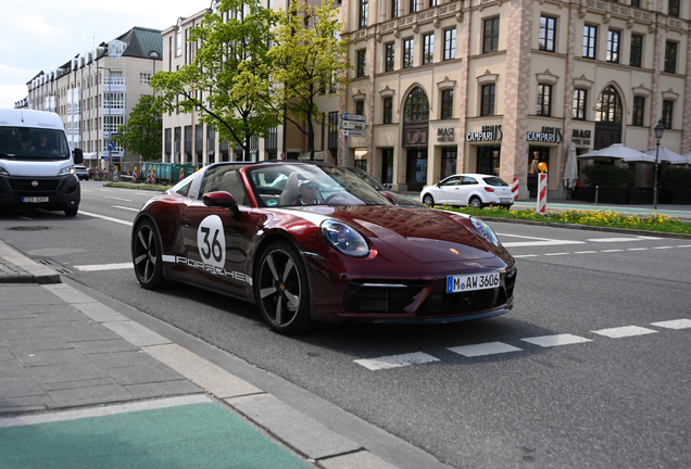 Porsche 992 Targa 4S MkI Heritage Design Edition
