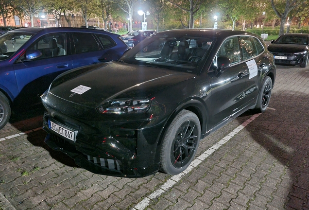 Porsche Cayenne Turbo Electric